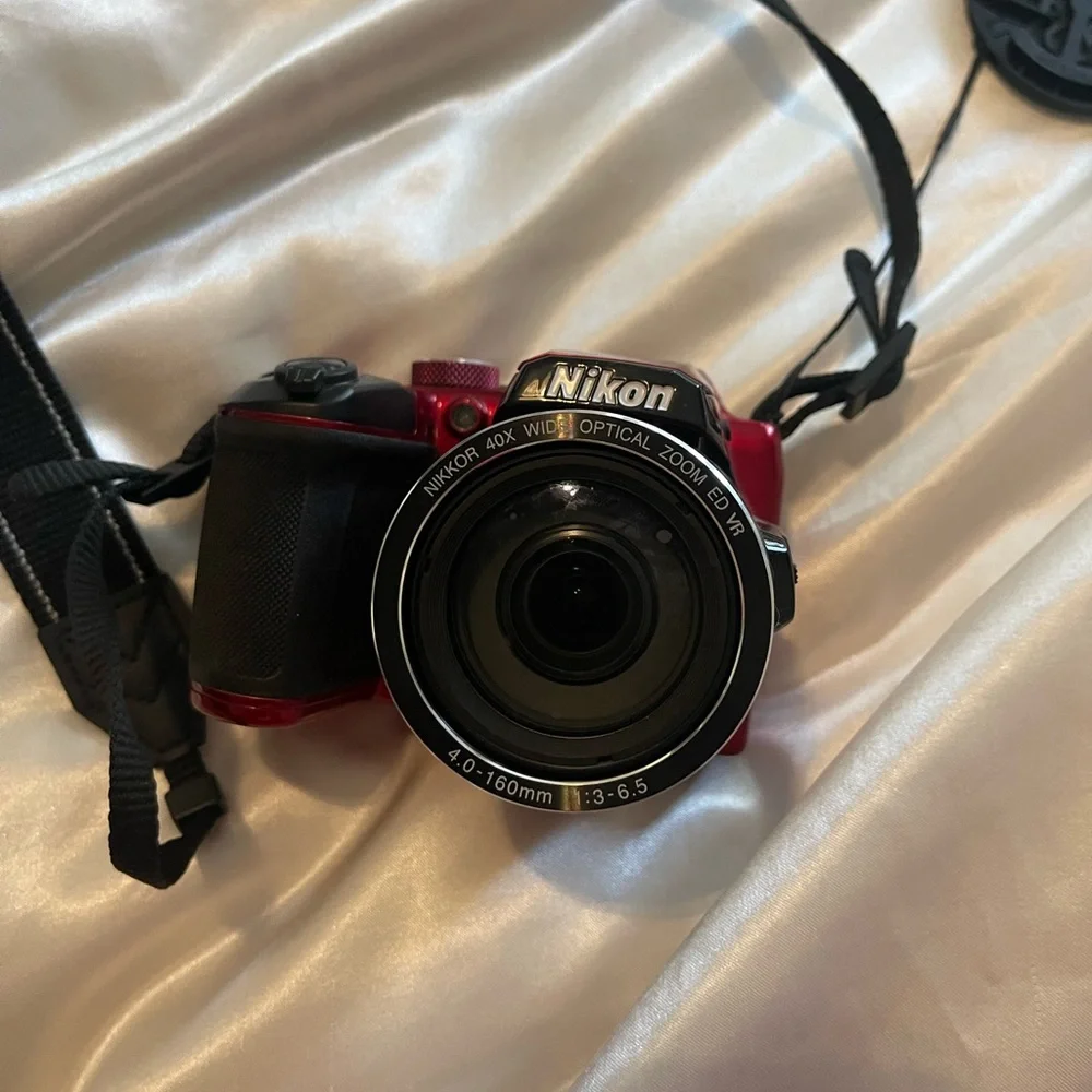 Nikon COOLPIX B500 camera